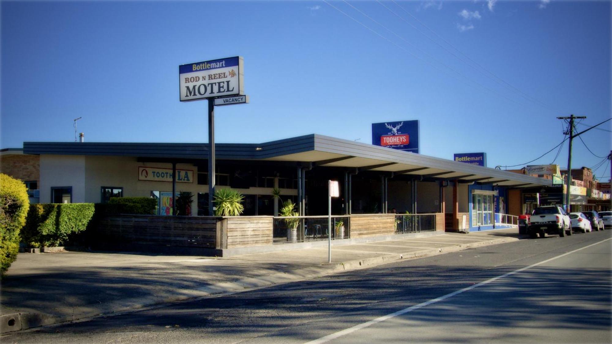 Rod 'N' Reel Hotel Motel Woodburn Exterior foto