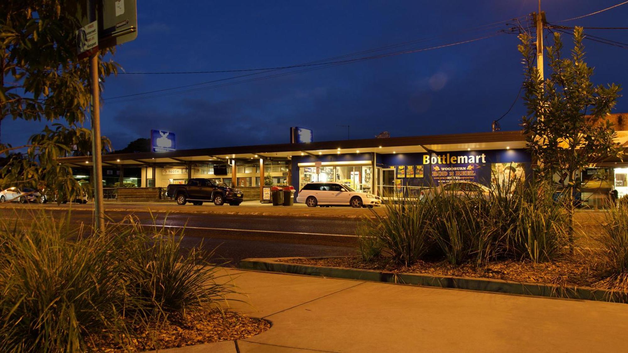 Rod 'N' Reel Hotel Motel Woodburn Exterior foto
